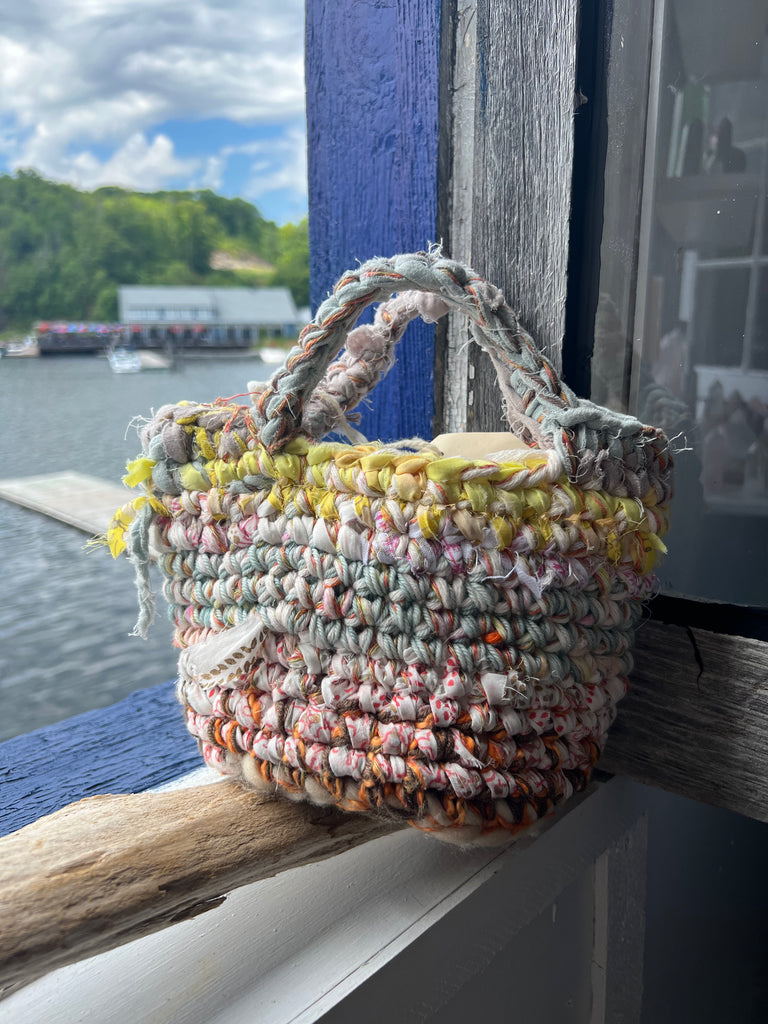 Crocheted "hilma #3" Bag
