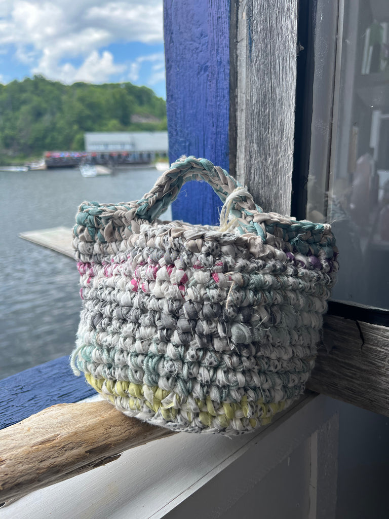 Crocheted "hilma #9" Bag